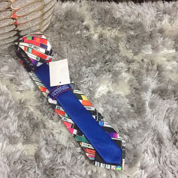 Retro VHS Tape Men Tie - Picture 4 of 6